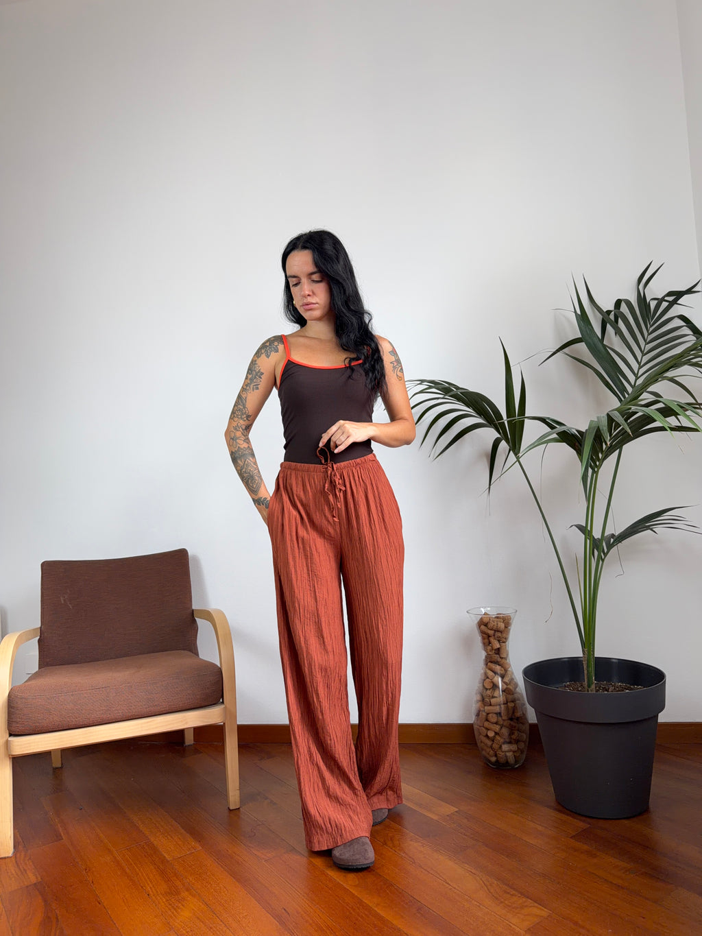 Pantalone effetto stropicciato