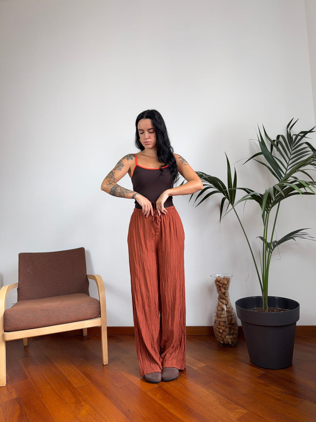 Pantalone effetto stropicciato