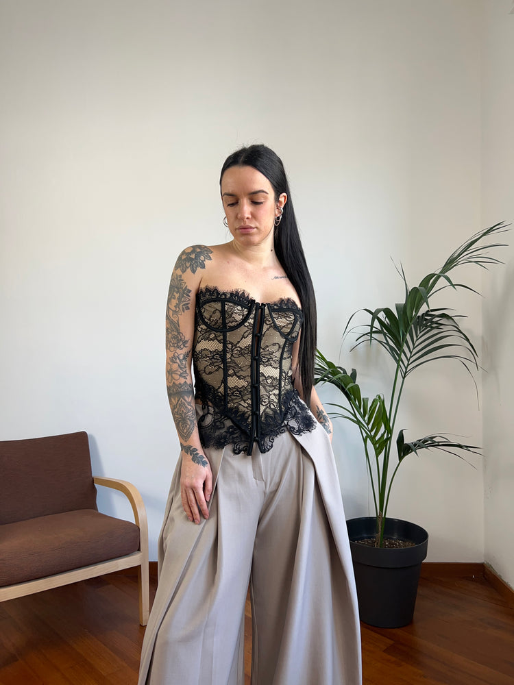 Corsetto pizzo