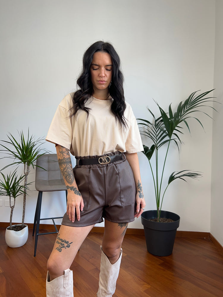 T-shirt beige