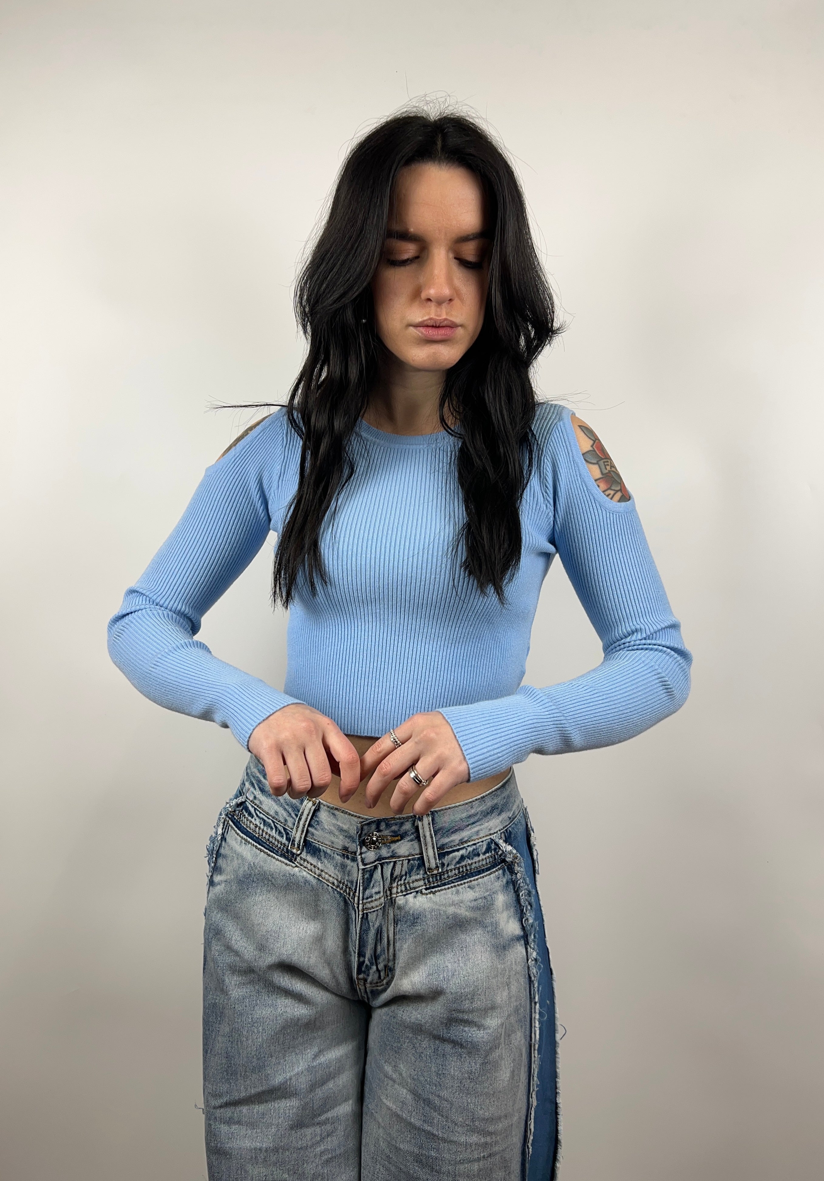 Top cut out