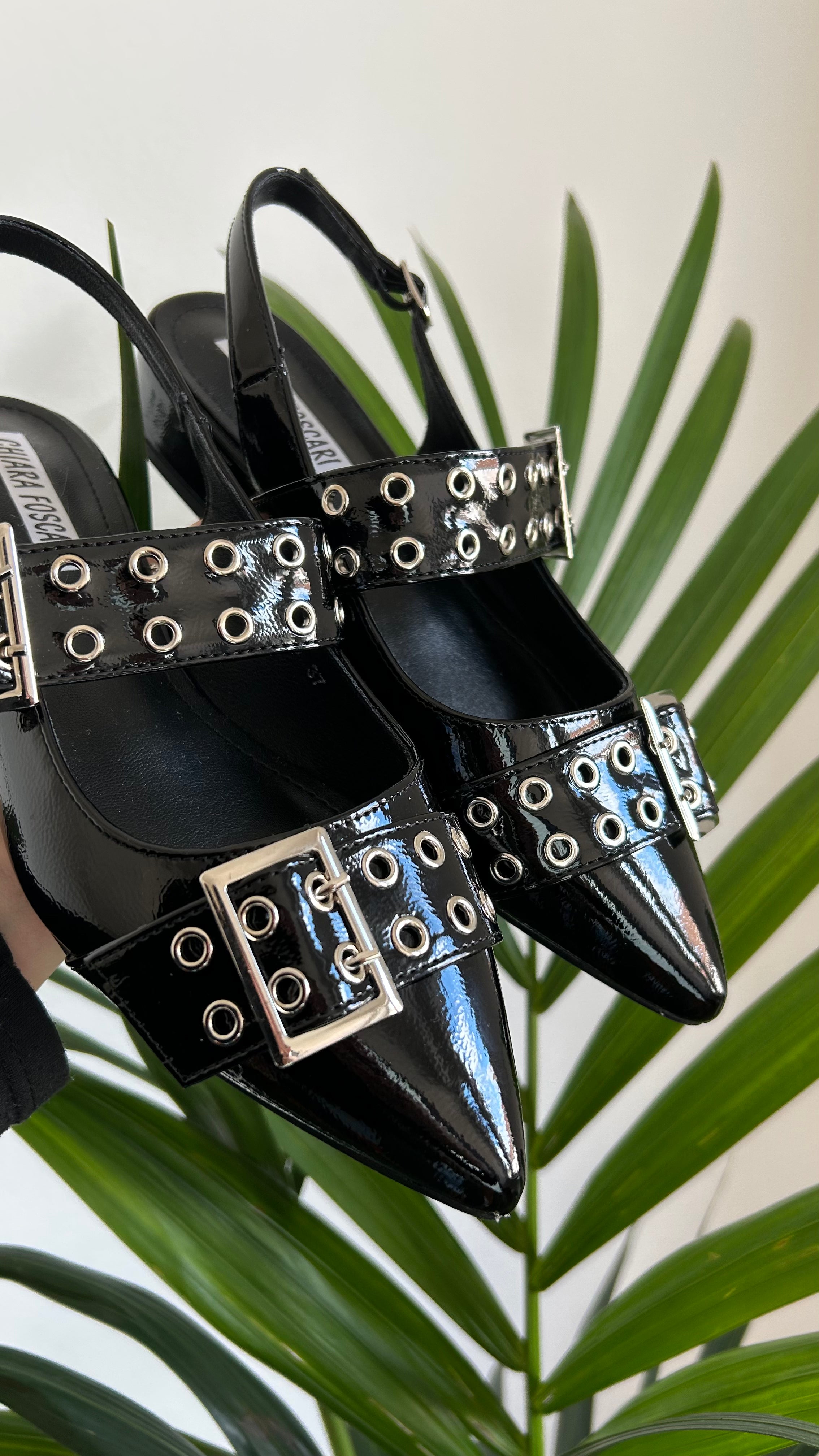 Slingback vernice