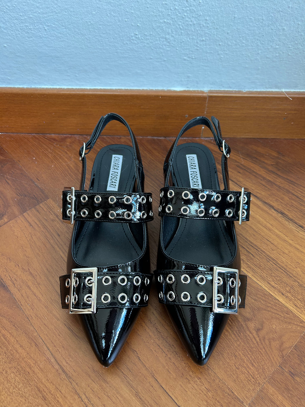 Slingback vernice