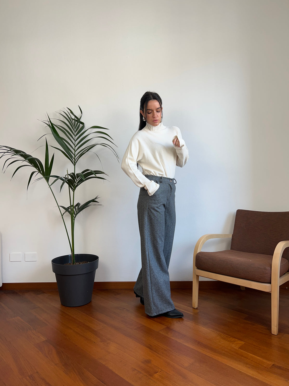 Pantalone office