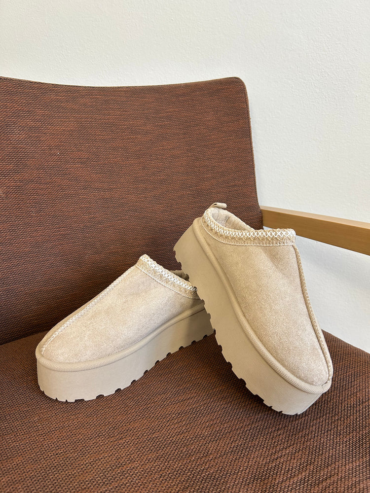 UG slipper beige