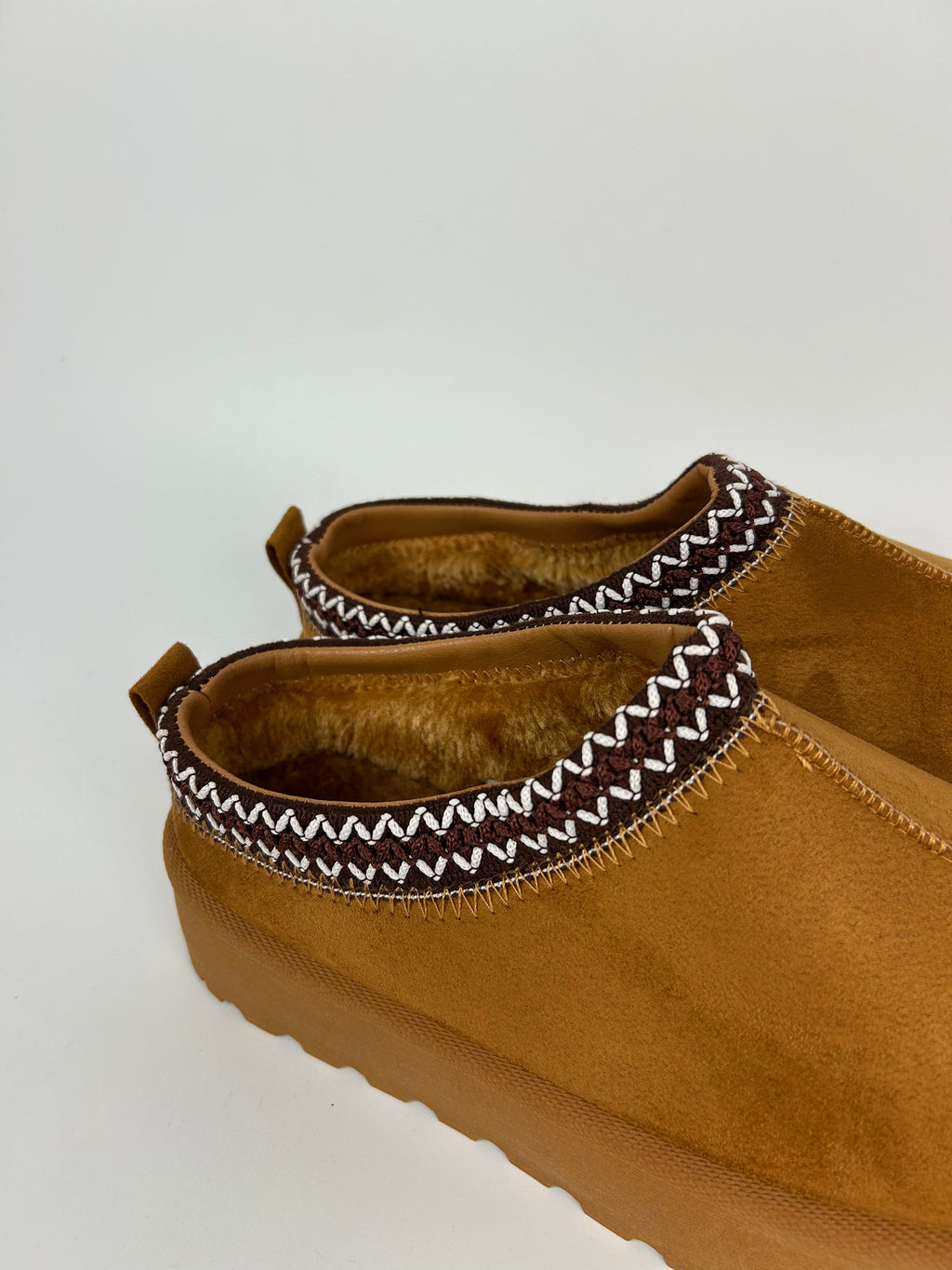 UG Slippers