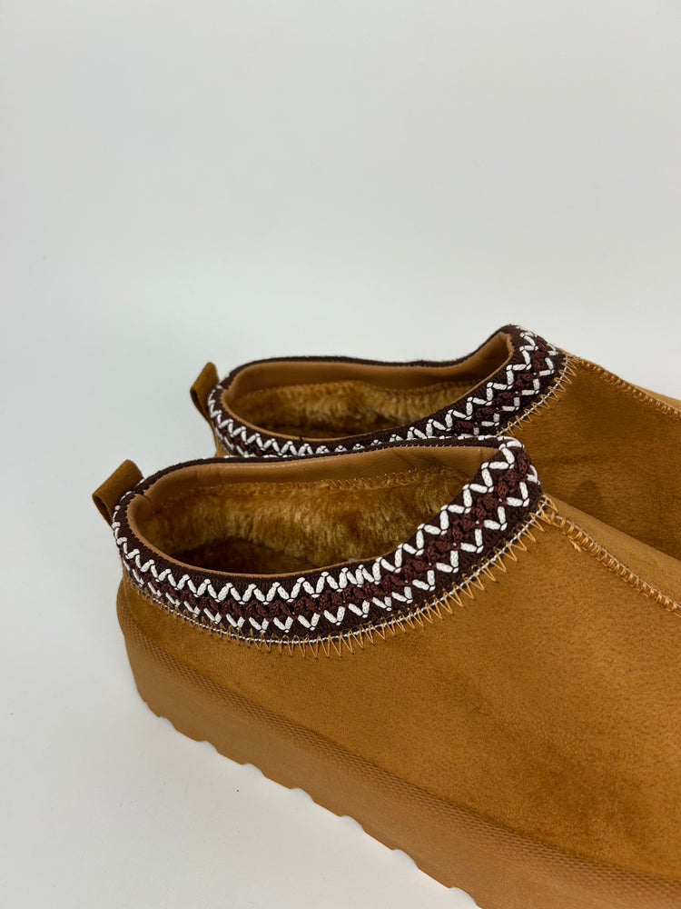 UG Slippers