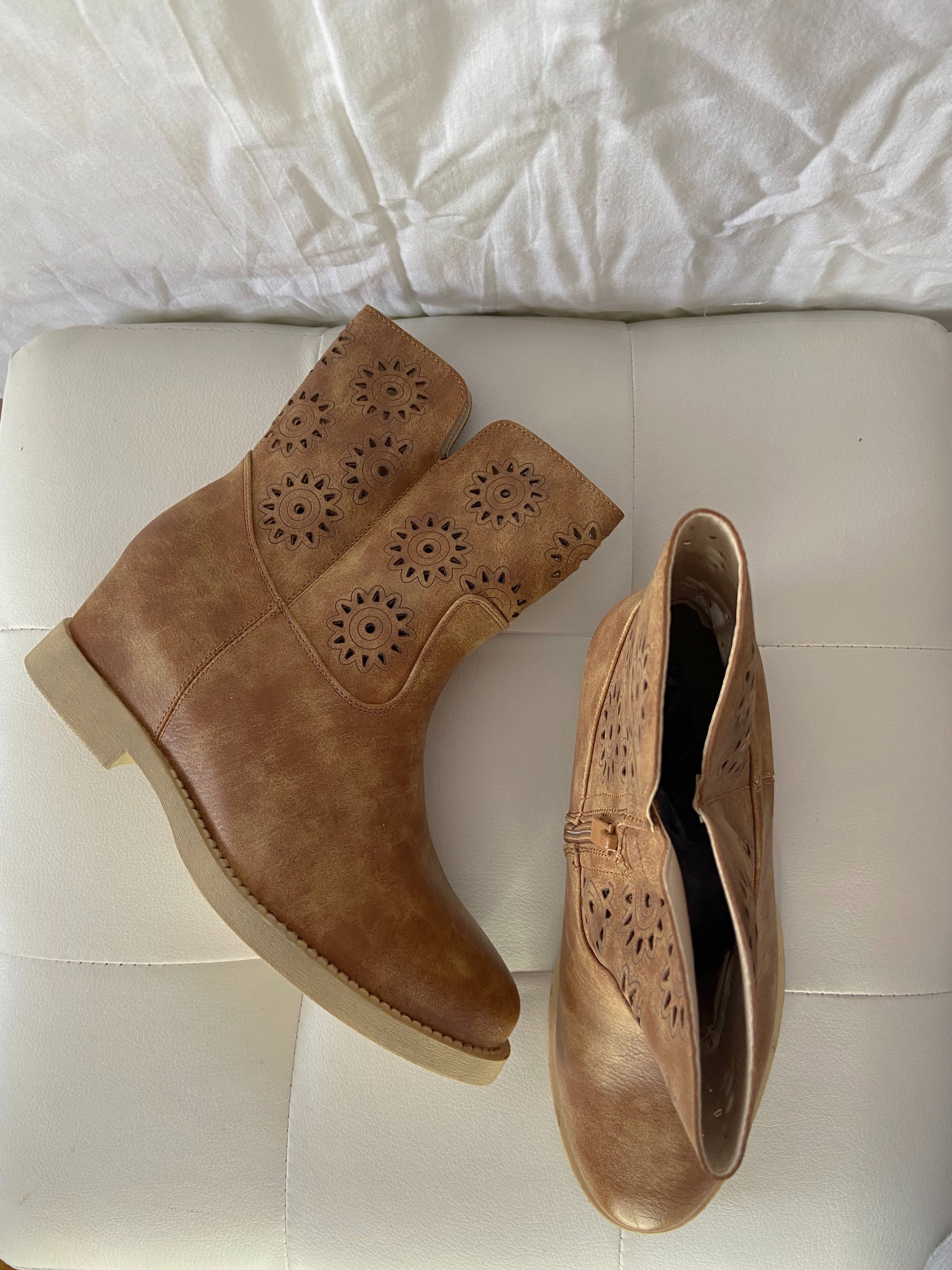 Camel Boots ULTIMI 39 E 41